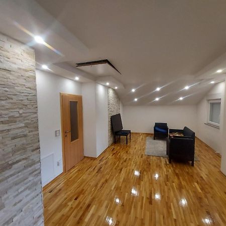 Apartments Tutto Bene 亚伊采 外观 照片